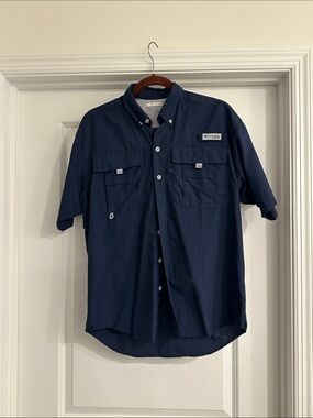 Columbia Men’s Navy Short-Sleeve Button-Down Fishing Shirt